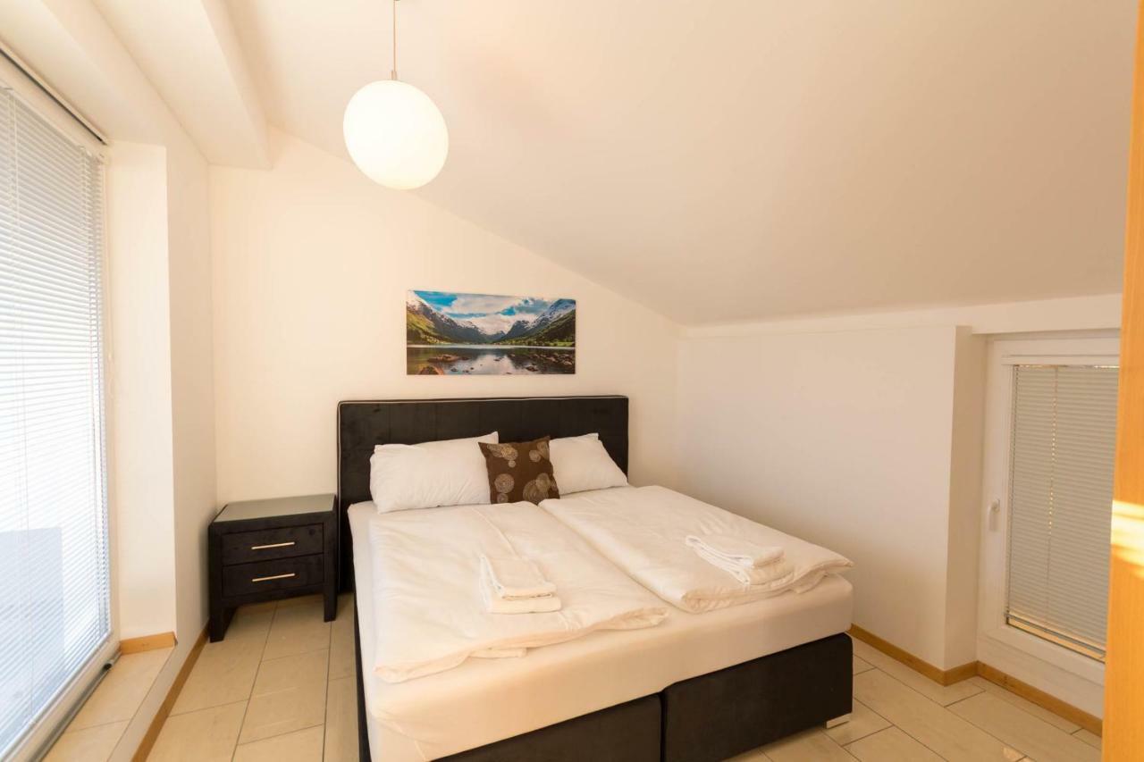צל-אם-זי Ski-N-Lake - The Alps View Apartment מראה חיצוני תמונה