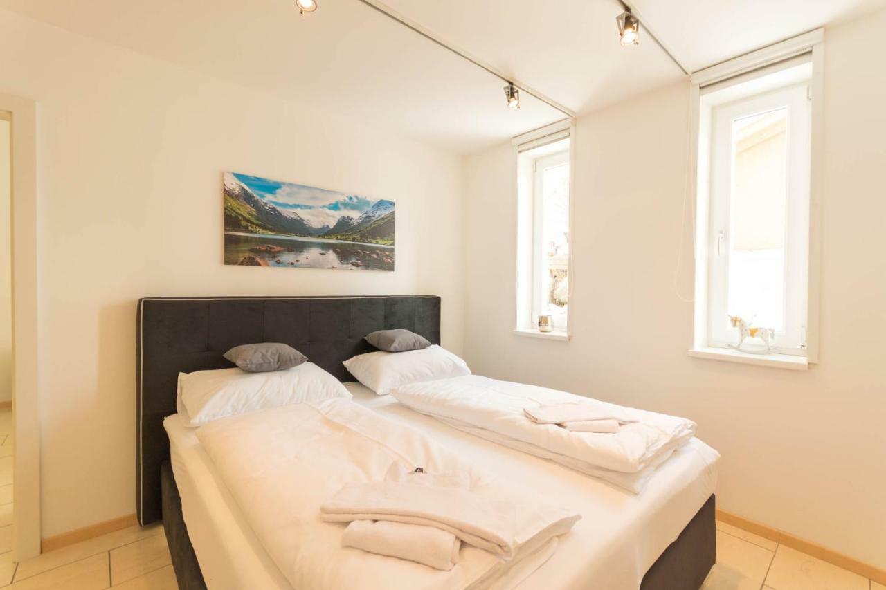 צל-אם-זי Ski-N-Lake - The Alps View Apartment מראה חיצוני תמונה